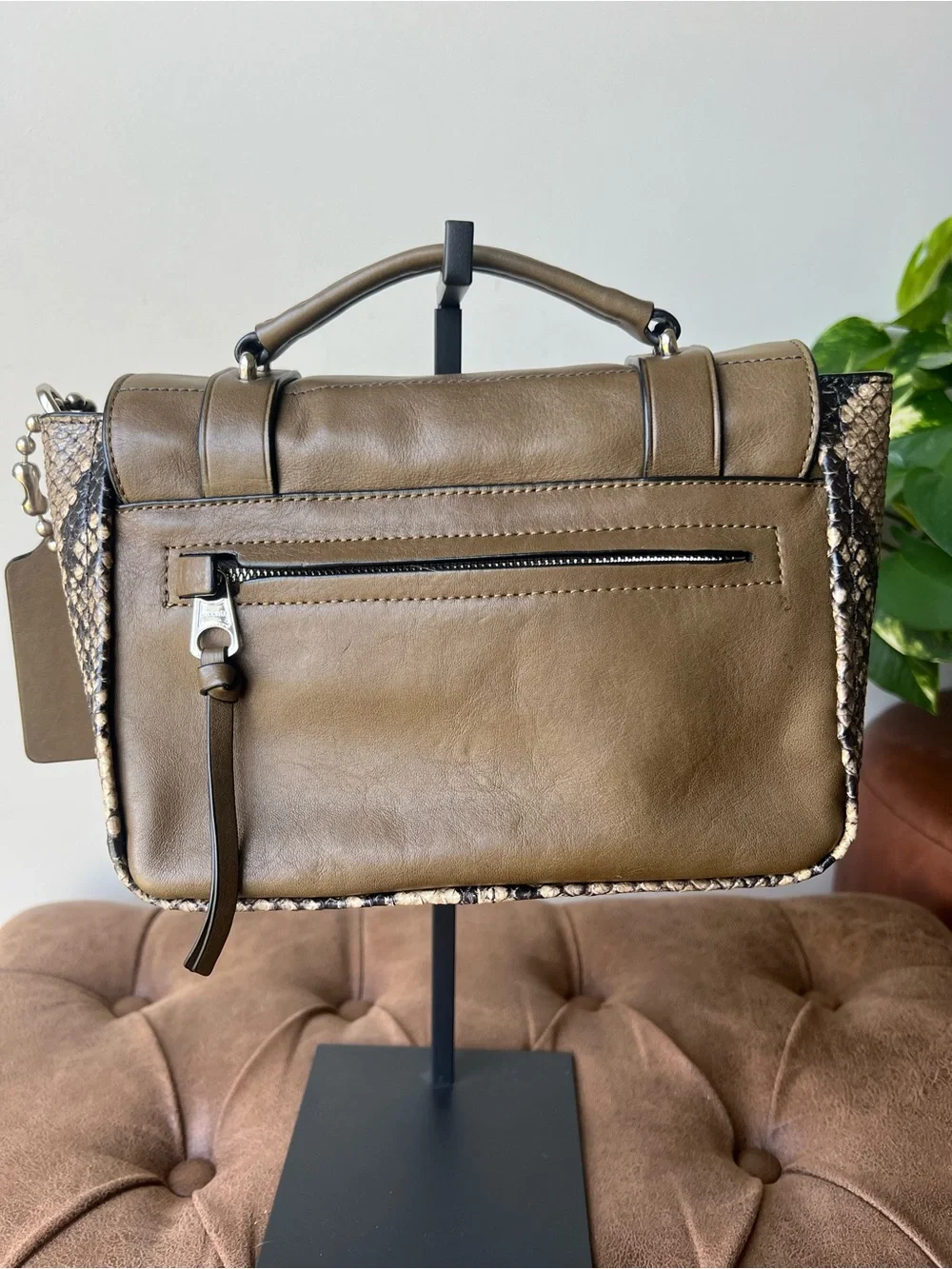 Coach satchel olive